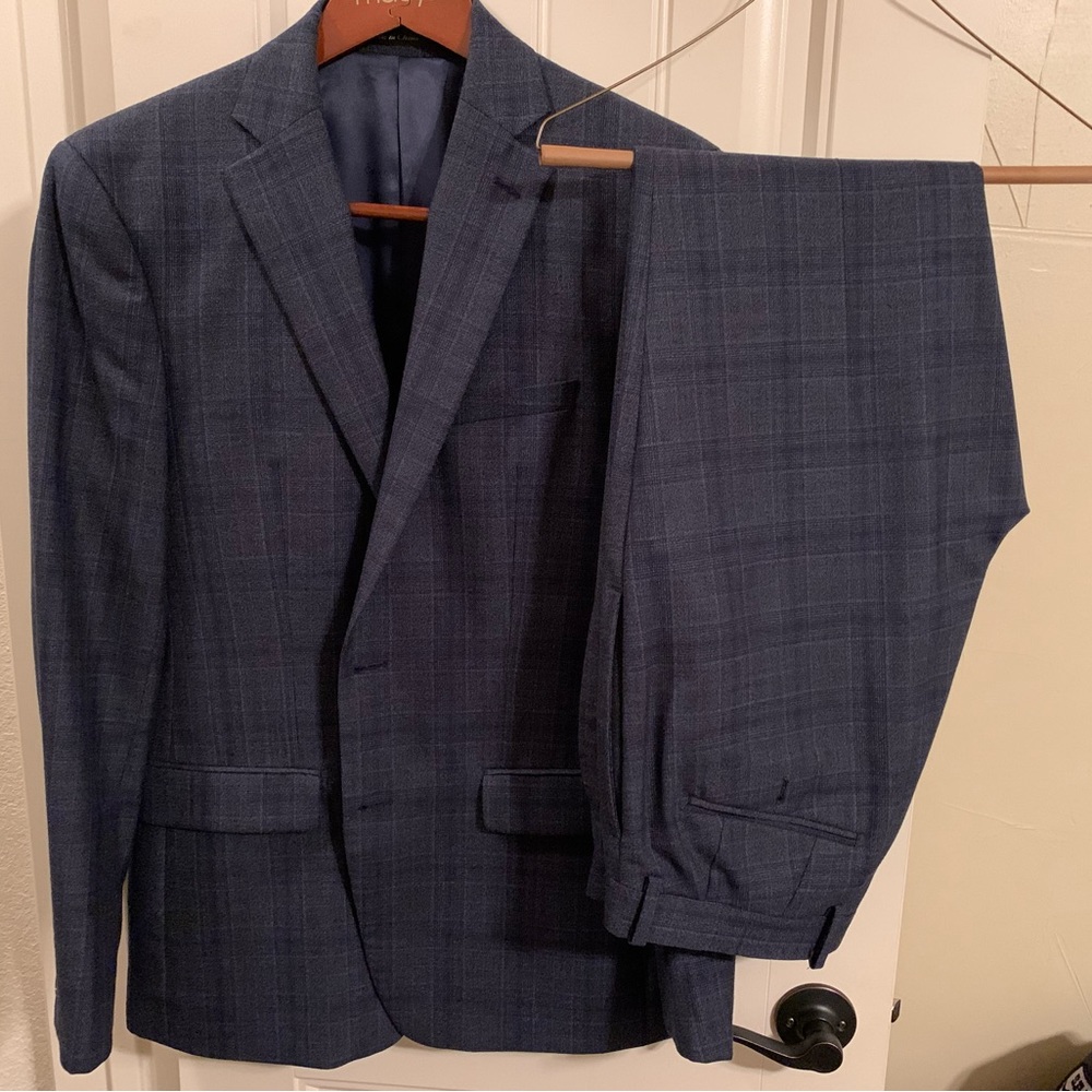 Men’s Suit Calvin Klein Blue Size 40R Slim Fit Pants are 34/32